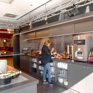  Hotel Meininger Zentrum